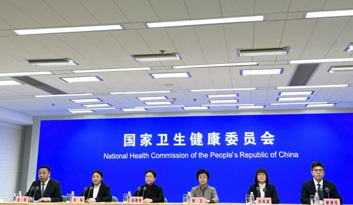 国家卫健委答每经问：95%以上基层医疗机构储备的中药、解热、止咳三类药品可供两周以上用量