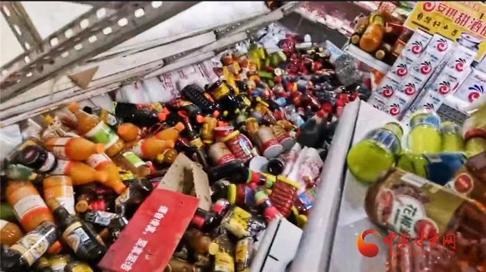 大河家镇：超市恢复营业 商品种类丰富