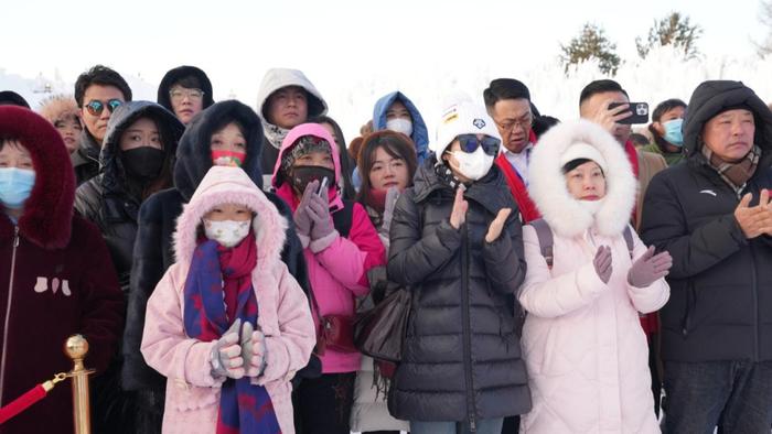 畅玩一冬不重样：第五届长白山粉雪节盛大启幕