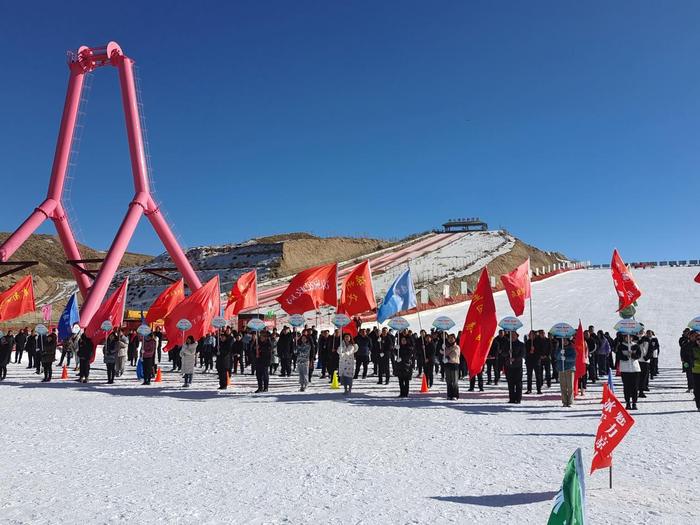 “体彩杯”冬季冰雪系列活动在凉州区塔儿湾拉开序幕