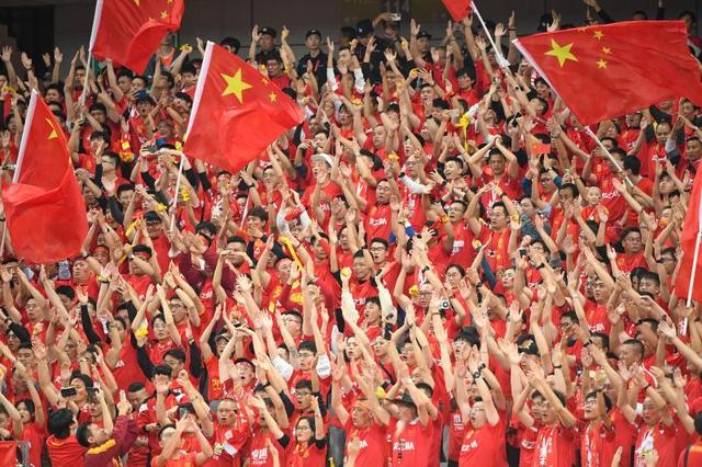 快评：时隔38年输给中国香港队又何妨？国足需要真正赢下该赢的比赛！