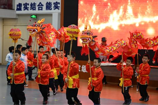 吉林大学朝阳校区离退休办举办离退休职工2024新年联欢会