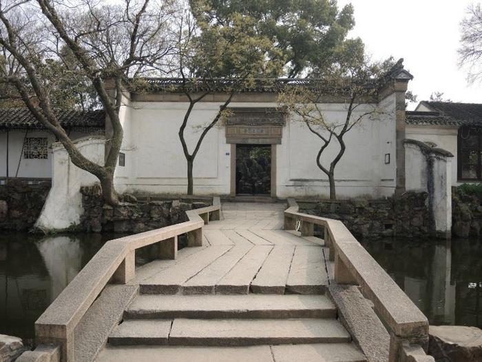 沧浪亭，苏州现存最古老的园林，北宋庆历四年（1044年）苏舜钦所创