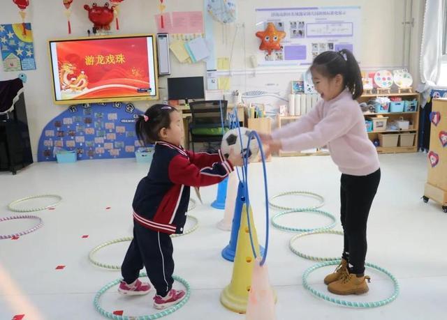 “庙”趣横生其乐融融！济南高新区东城逸家幼儿园开展庆元旦活动