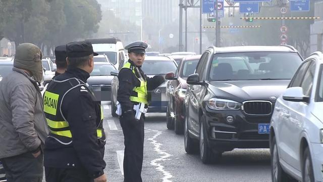 春考开考！考场周围，有TA们“保驾护航”→