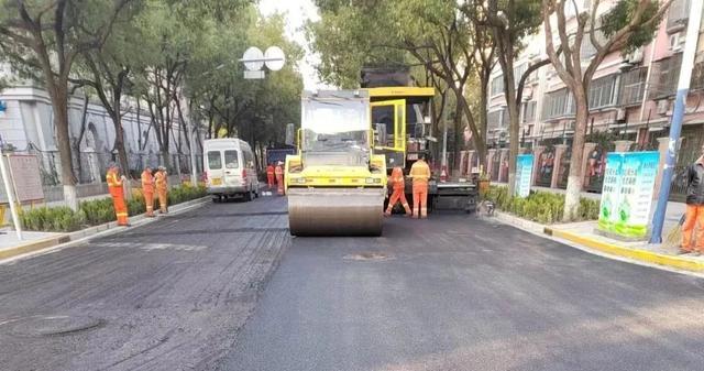 绿地改造、道路中修……这些民生实事项目“进度条”已拉满！