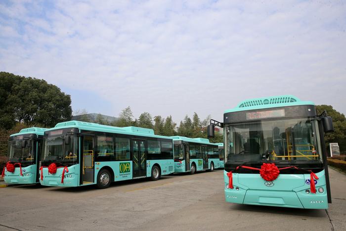 巴基斯坦纯电公交最大单！160辆苏州金龙海格客车奔赴