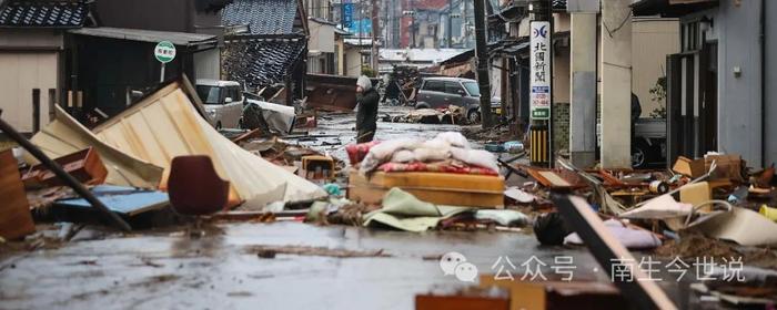 日本地震、火山爆发！咱们中国人，有必要自己在掐架吗？