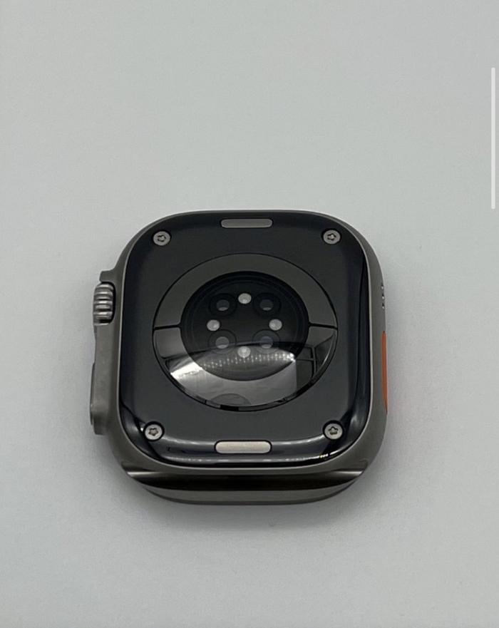 新证据表明苹果曾考虑推出黑色版 Apple Watch Ultra 手表