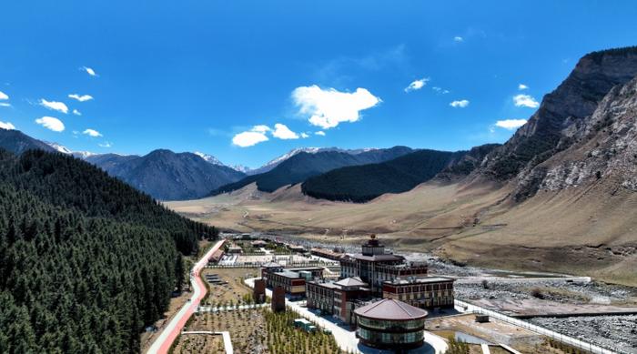 武威祁连山冰沟河景区与甘肃兰神国旅缔结战略合作