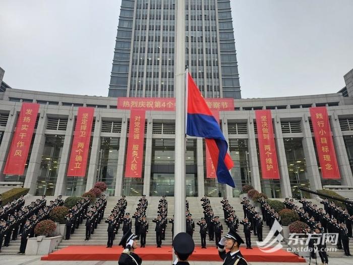 坚定初心重温入警誓词！今天，他们坚守岗位迎接中国人民警察节