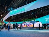 CES2024探展：卷曲屏、屏幕发声、汽车影院……看海信电视“七十二变”