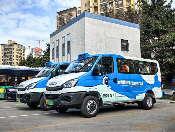 直达城中村楼下 100台蓝海豚巴士在福田南山盐田宝安龙华开通运营
