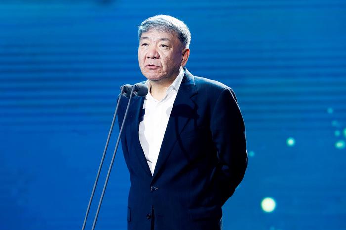 郑晓龙 图据:视觉中国