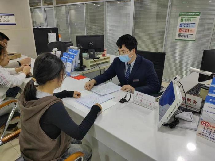 昌平区发出首张药店行业一业一证“综合许可凭证”