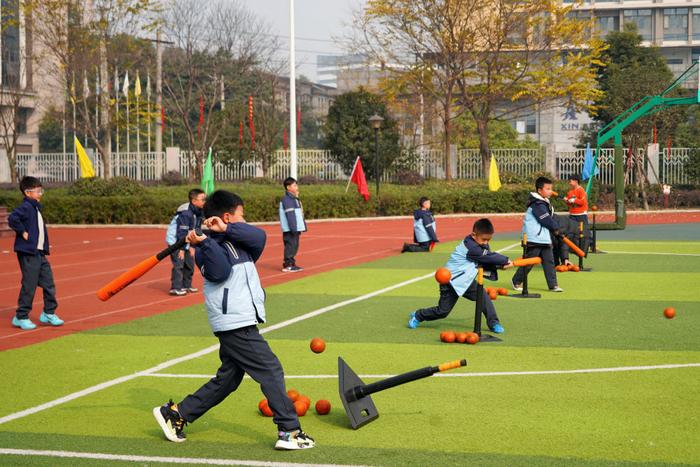 减少“小眼镜”  成都这所城市小学有“秘诀”