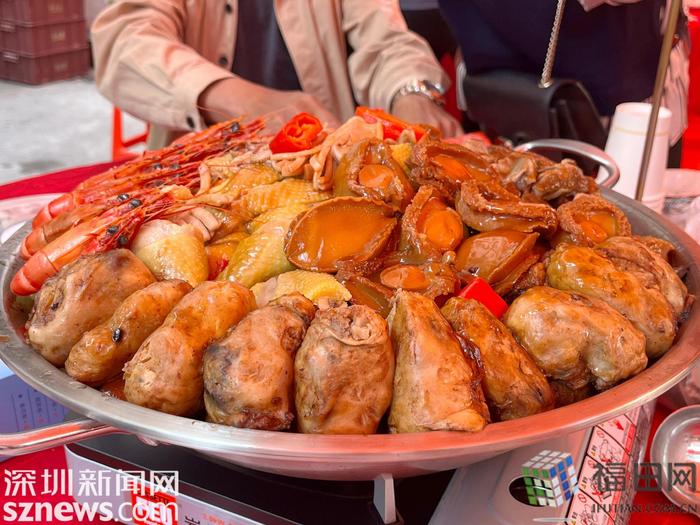 下梅林郑氏宗祠：千人围吃大盆菜，叙乡情乡谊！