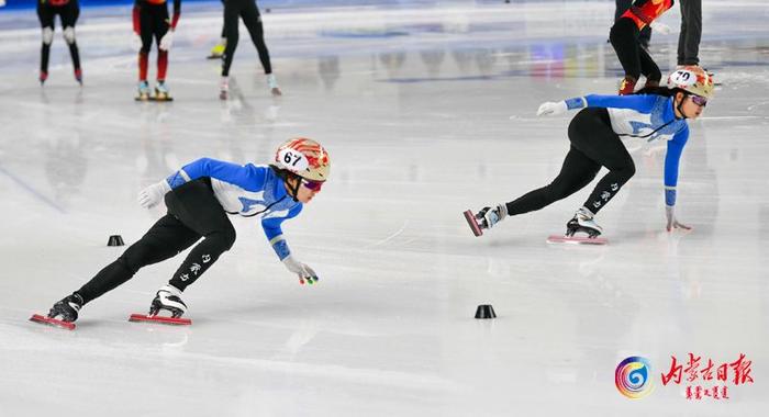 “十四冬”短道速滑青年组女子3000米接力内蒙古队进入A组决赛