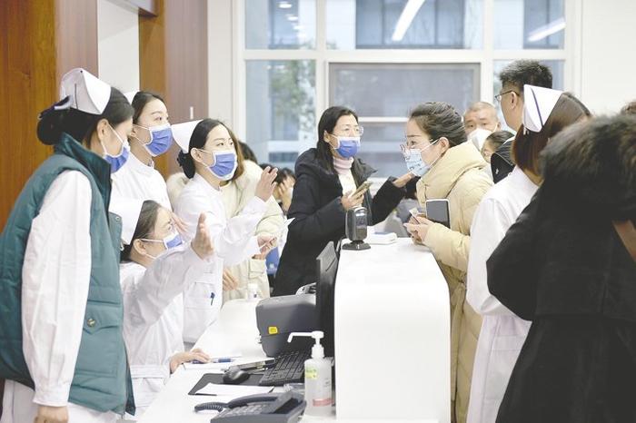 中国疾控中心答记者问：新冠肺炎疫情可能在本月出现回升