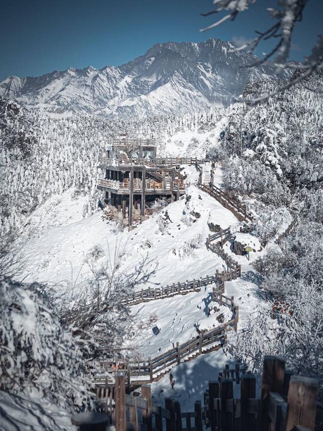 大降温！西岭雪山即将迎来最美雪景