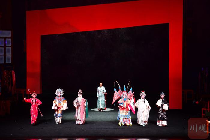 第十届中国京剧艺术节在成都闭幕 72场演出超5000万人次观演