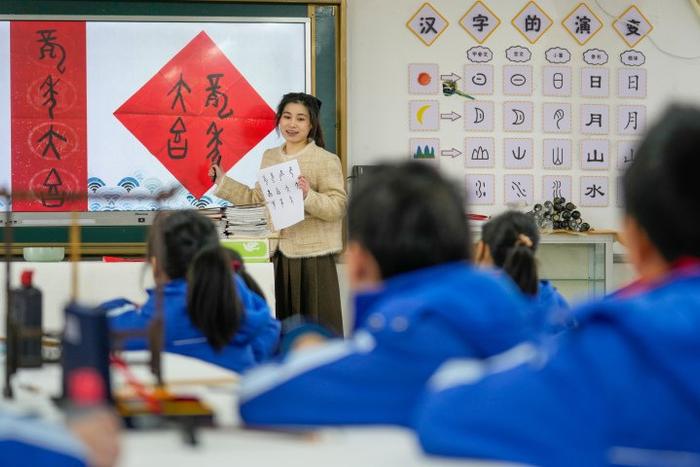 “10后”也爱上了它！“全网最冷门专业”怎样走进小学课堂？