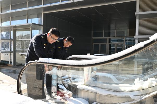 江西省丰城市市场监管局加强低温雨雪天气下特种设备安全监管工作