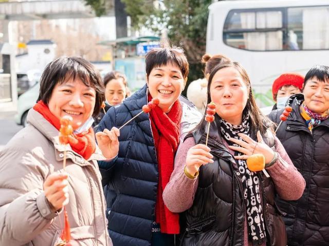 潮起初心聚“WE”来！西渡街道浦江居委迎新活动火热上演→丨爱申活暖心春