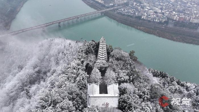 C视觉·航拍四川(62)︱打开四川下雪“群聊” 云瞰冬日浪漫盛景