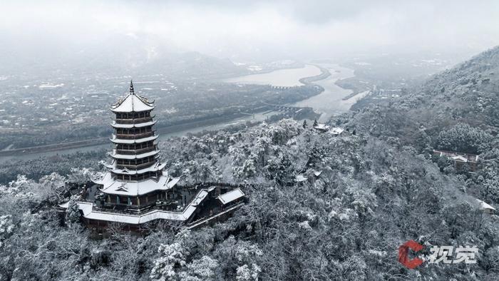 C视觉·航拍四川(62)︱打开四川下雪“群聊” 云瞰冬日浪漫盛景