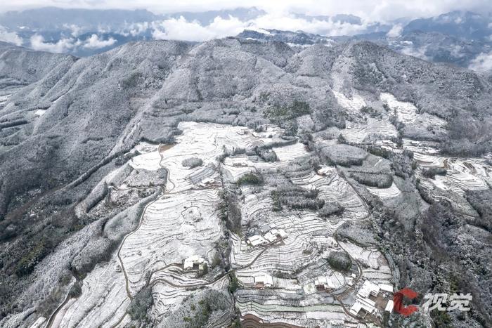 C视觉·航拍四川(62)︱打开四川下雪“群聊” 云瞰冬日浪漫盛景