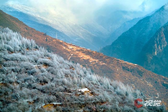 C视觉·航拍四川(62)︱打开四川下雪“群聊” 云瞰冬日浪漫盛景