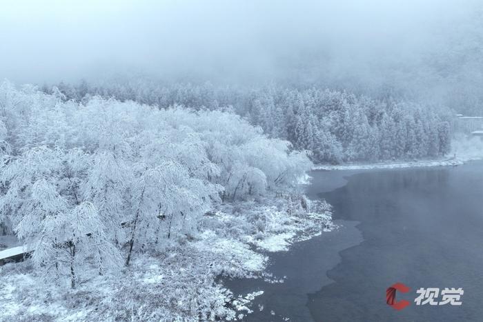 C视觉·航拍四川(62)︱打开四川下雪“群聊” 云瞰冬日浪漫盛景