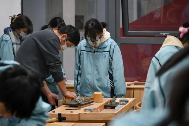 从二十余门发展到六十门，“新土壤”让“雅育”课程茁壮成长