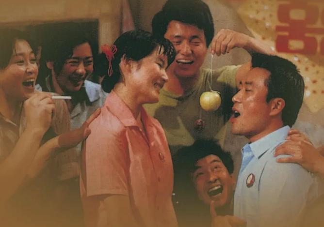 1990年播出《渴望》,万人空巷,图为李雪健剧照