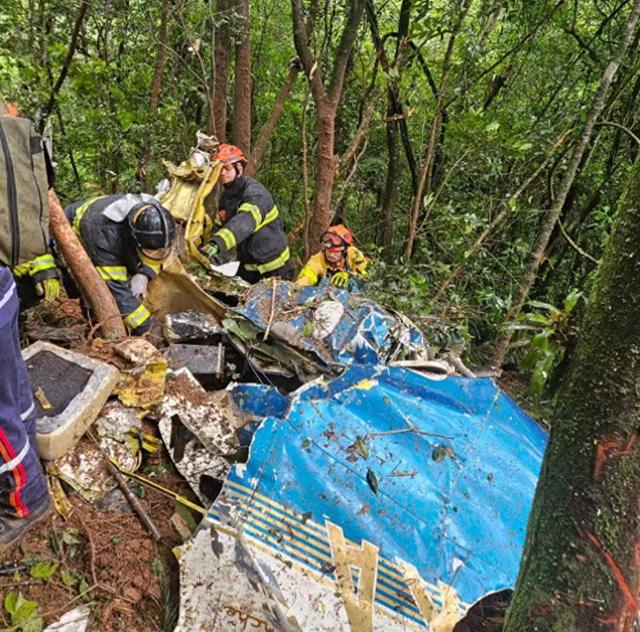 巴西圣保罗州一小型飞机坠毁 机上2人全部遇难