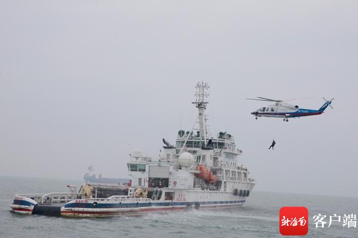 春运首日 多部门在琼州海峡联合开展海空立体巡航和海上应急训练