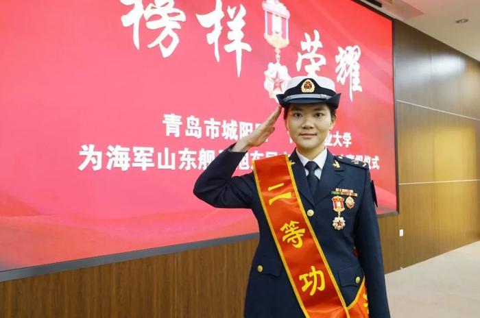 “一等功臣之家”牌匾！他们的新年礼物太“硬核”了