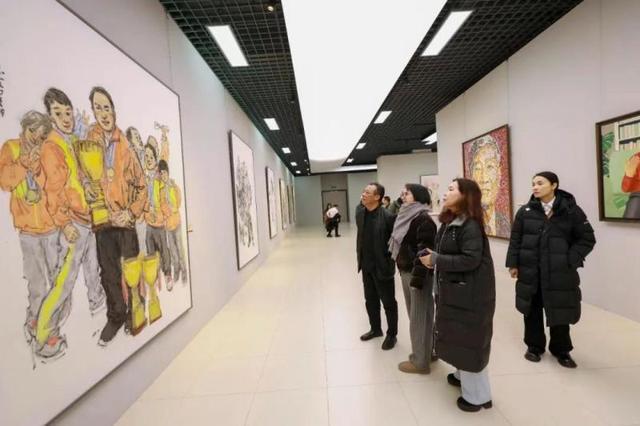 以丹青笔墨描绘英模精神 中国国家画院新展“讴歌时代楷模”