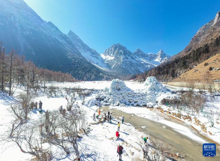 雪后毕棚沟迎客来