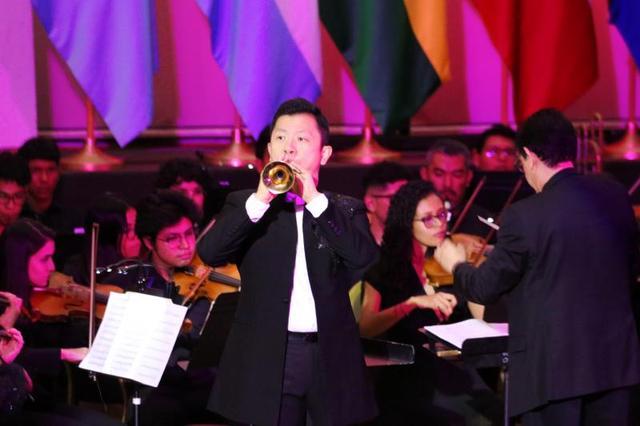 首位中国音乐家登上古巴国际爵士音乐节的舞台 奏响多首中国经典乐曲