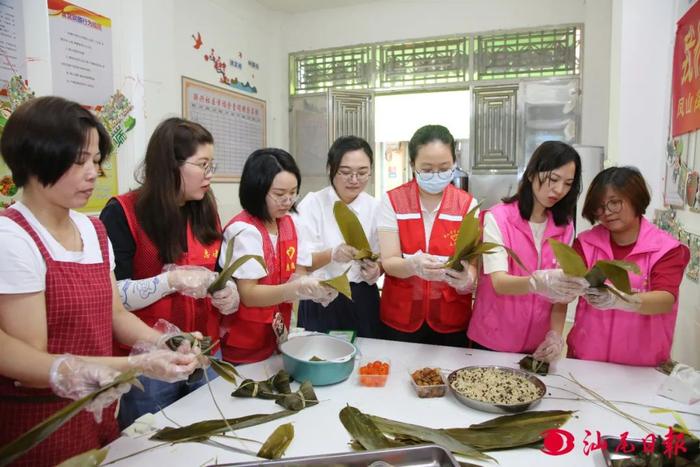 让老人享受到“舌尖上的幸福”——我市建成幸福食堂345家覆盖100%镇（街）