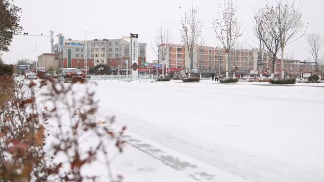 新华全媒+｜河南各地应对大范围雨雪天气