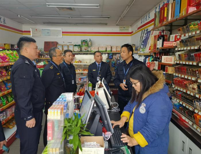 广东省云浮市云城区：开展联合检查行动 护航春节食品安全