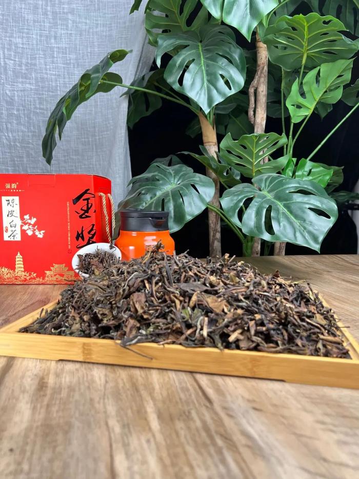 新年喝点好茶！10年新会陈皮+7年福鼎白茶，99元下单就送焖烧壶！自饮送人赶紧囤~