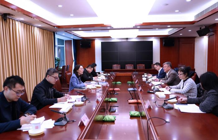 民革中央领导会见中国电力企业联合会一行
