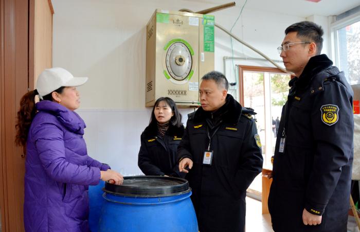 节日守护！重庆市涪陵区市场监管局开展节前食品安全检查侧记