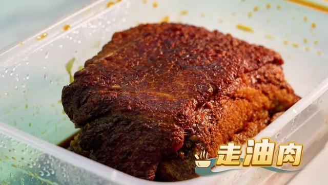 走油肉、熏鱼、蛋饺、八宝饭……这个社区食堂推出本帮特色年菜丨我的年味儿