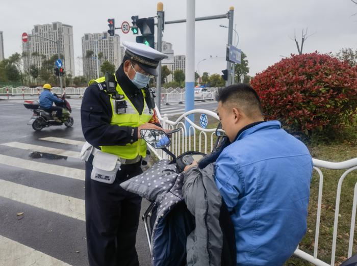 上海最新披露！“醉酒”驾驶非机动车也违法...交警明确：重点区域和时段，持续严查→