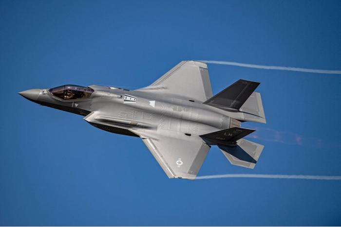 外媒：拜登希望降低新财年F-35战机订单量，洛克希德-马丁公司股价下跌